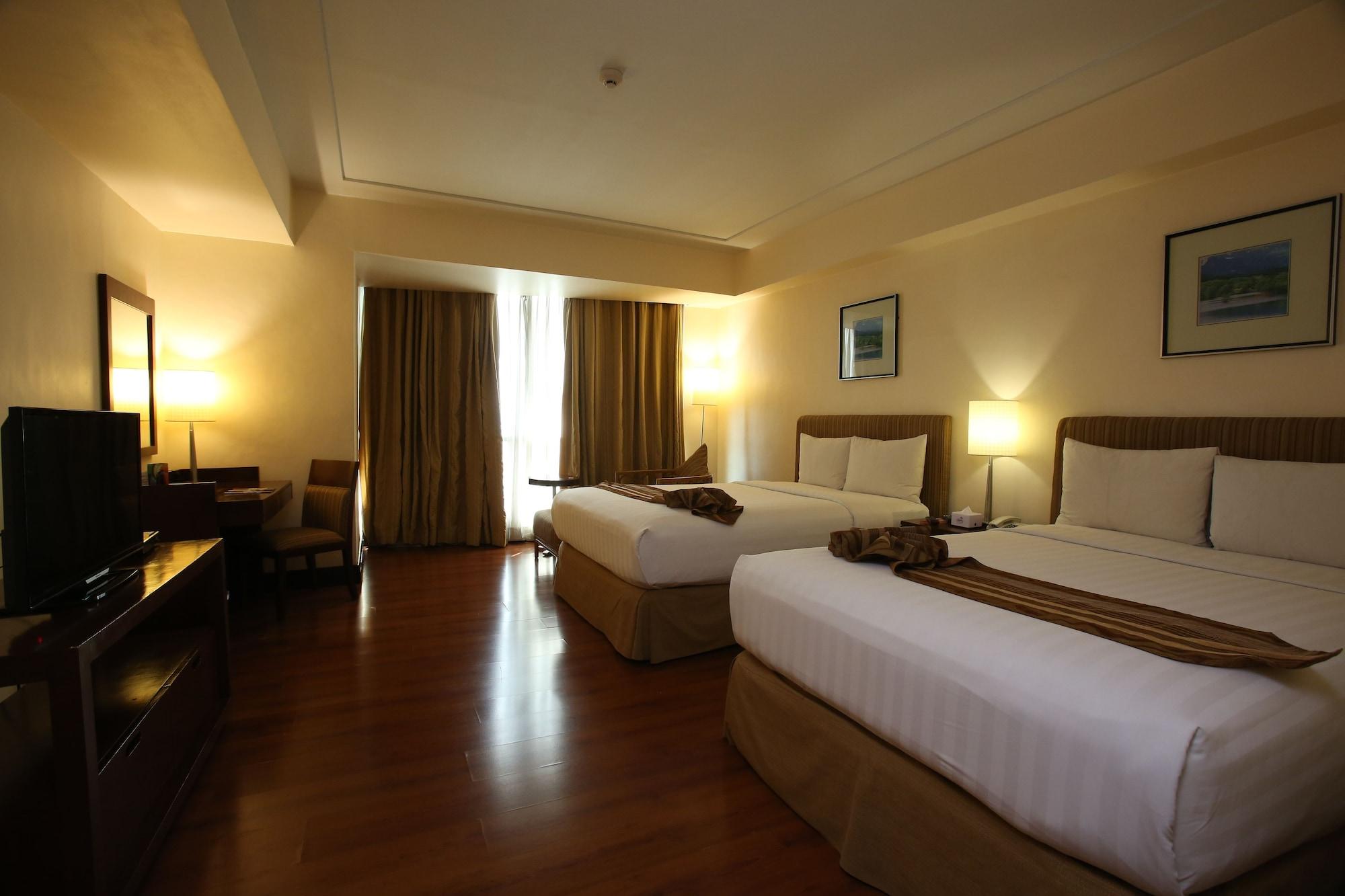 Crown Regency Hotel & Towers Cebu Buitenkant foto